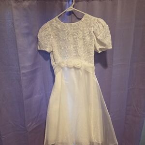Elegant White Lace Flower Girl Dress
